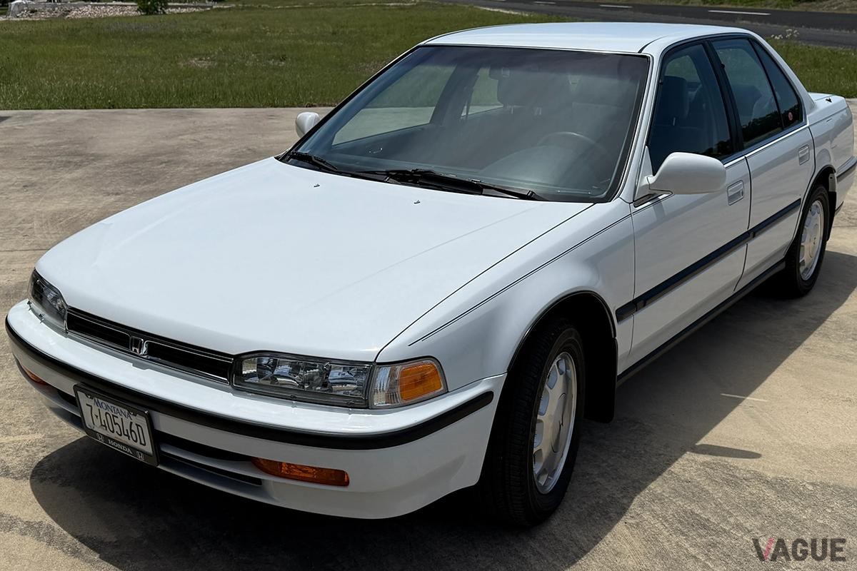 米国オークションに登場、落札された1992年式ホンダ「アコード」LXセダン