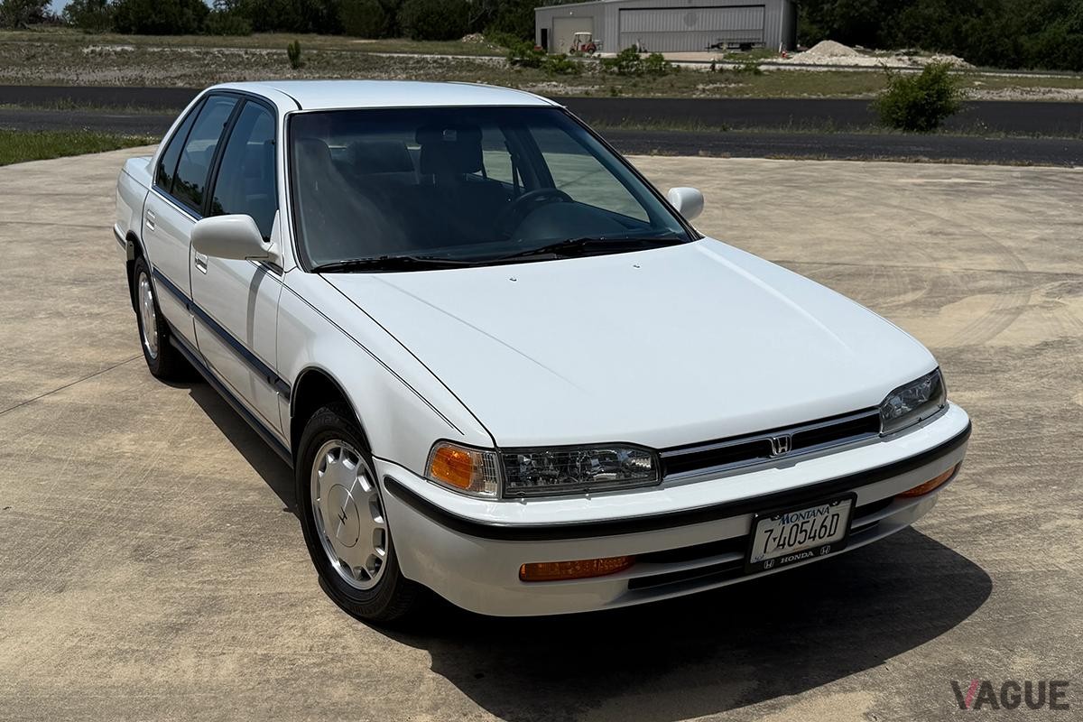 米国オークションに登場、落札された1992年式ホンダ「アコード」LXセダン