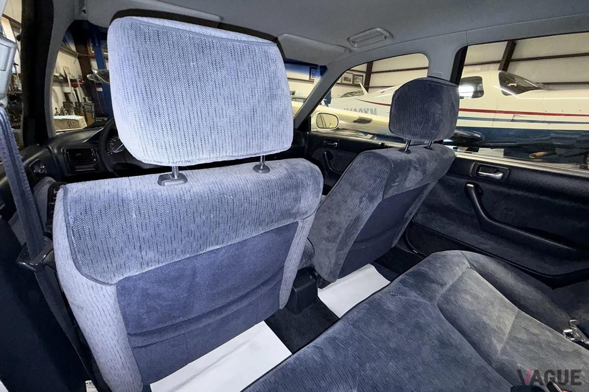 米国オークションに登場、落札された1992年式ホンダ「アコード」LXセダン