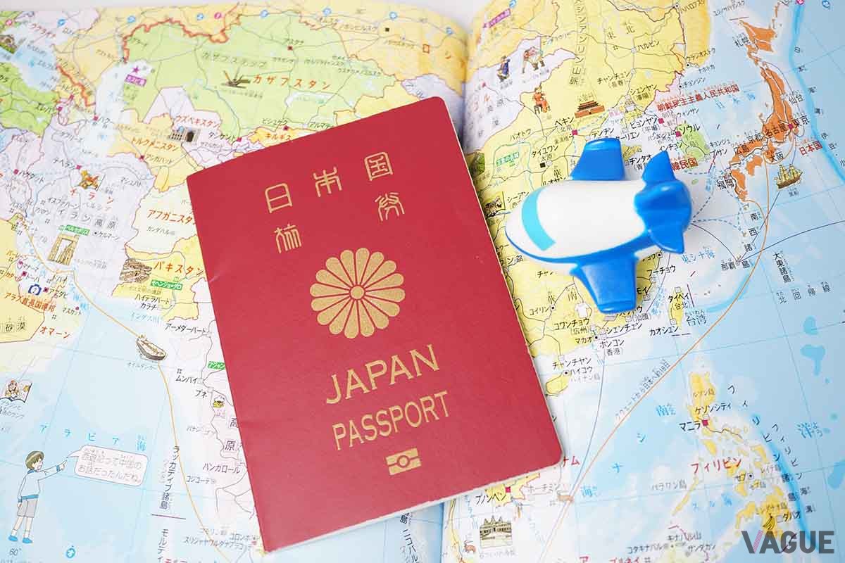 夏休み期間に海外旅行を計画している人も多いはずだが、万が一のための「海外旅行傷害保険」はどうすればいい？