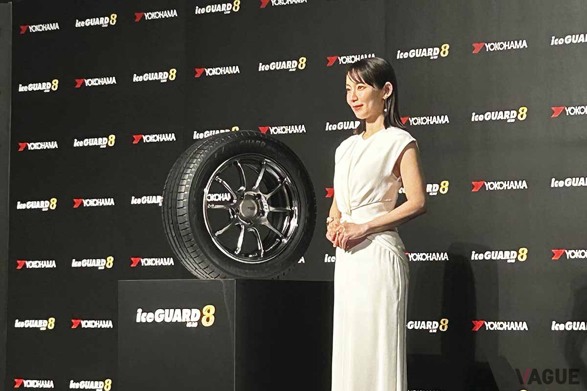 アイスガード8のテレビCMに登場する女優の吉岡里帆さんも発表会に登場。トークショーが行われた