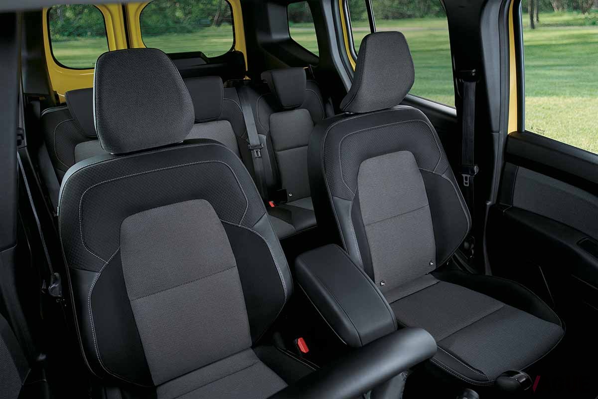 マイナーチェンジされて登場したルノー新型「カングー」