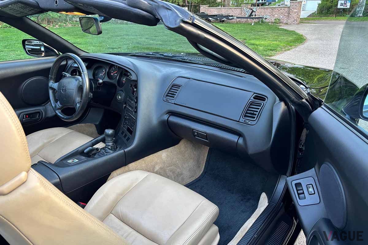 米国のオンラインオークションに登場、落札された1993年式トヨタ「スープラ・エアロトップ」