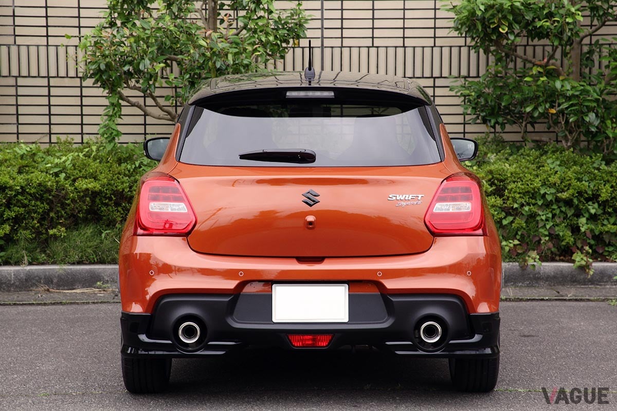 クルマの基本性能の高さに加え、操る楽しさもあわせ持つ4代目の現行型「スイフトスポーツ（ZC33S型）」は2017年にデビュー