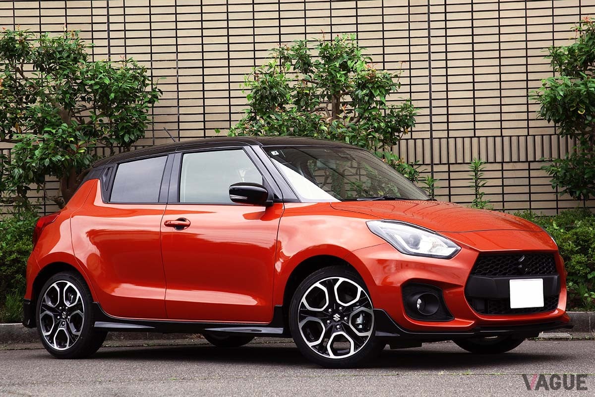 クルマの基本性能の高さに加え、操る楽しさもあわせ持つ4代目の現行型「スイフトスポーツ（ZC33S型）」は2017年にデビュー