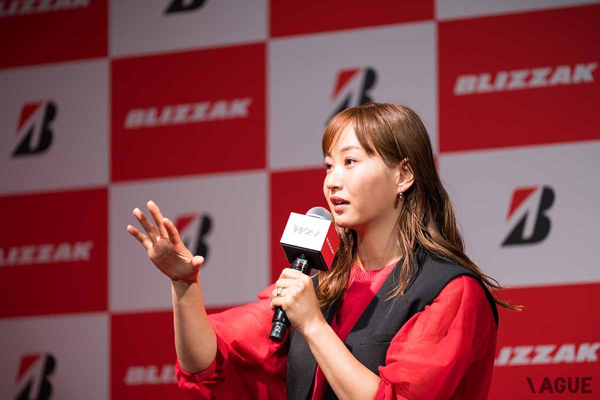 ブリザックWZ-1発表会に行われたトークショーに参加した藤本美貴さん