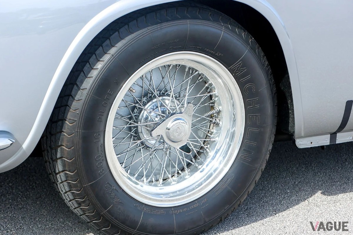 1959年式フェラーリ「250 GT LWB カリフォルニア・スパイダー・コンペティツィオーネ」（C）Broad Arrow Auctions LLC.