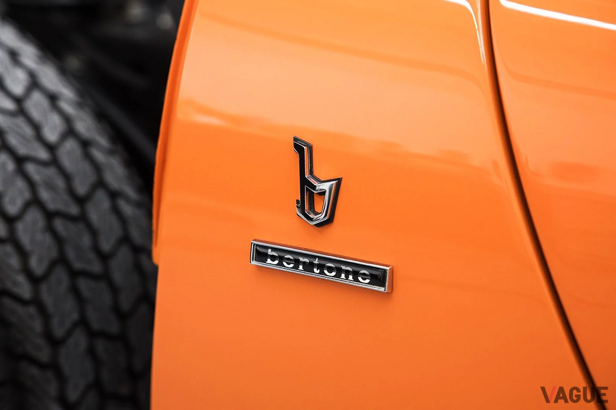 1971年式ランボルギーニ「ミウラ P400SV」（C）Broad Arrow Auctions LLC.