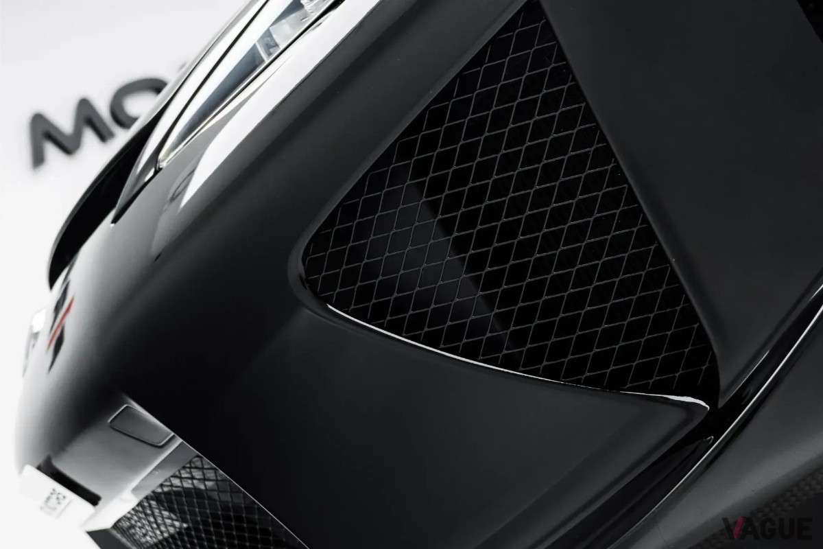 高級品専門の国際マーケットプレイス「JamesEdition」に出品された2012年式レクサス「LFA」