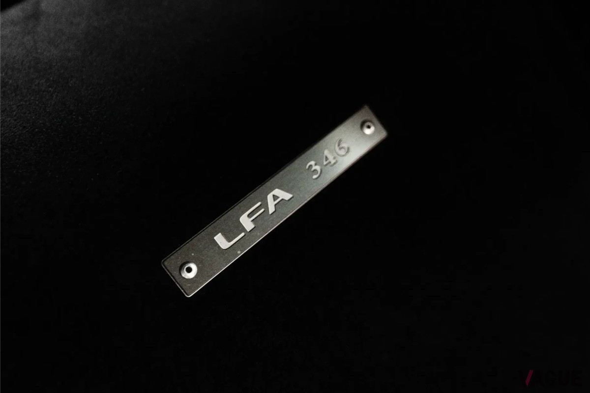 高級品専門の国際マーケットプレイス「JamesEdition」に出品された2012年式レクサス「LFA」