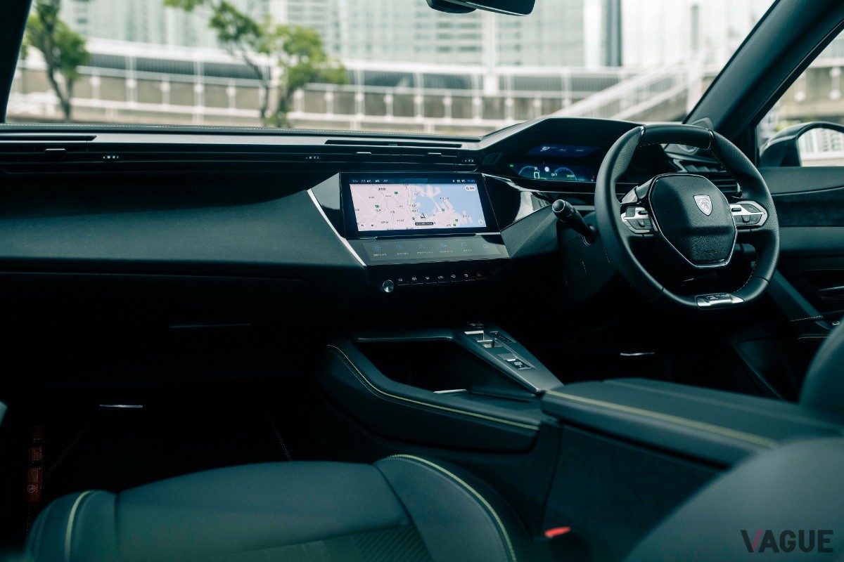 プジョー新型「408」