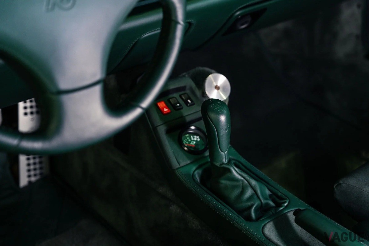 超貴重なルーフ「CTR 2 Sport」