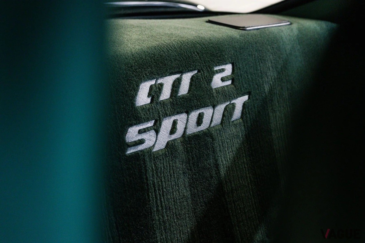 超貴重なルーフ「CTR 2 Sport」