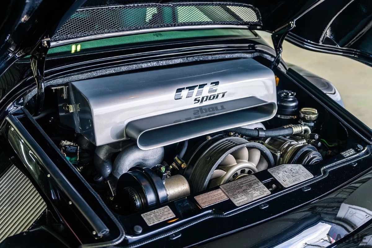 超貴重なルーフ「CTR 2 Sport」