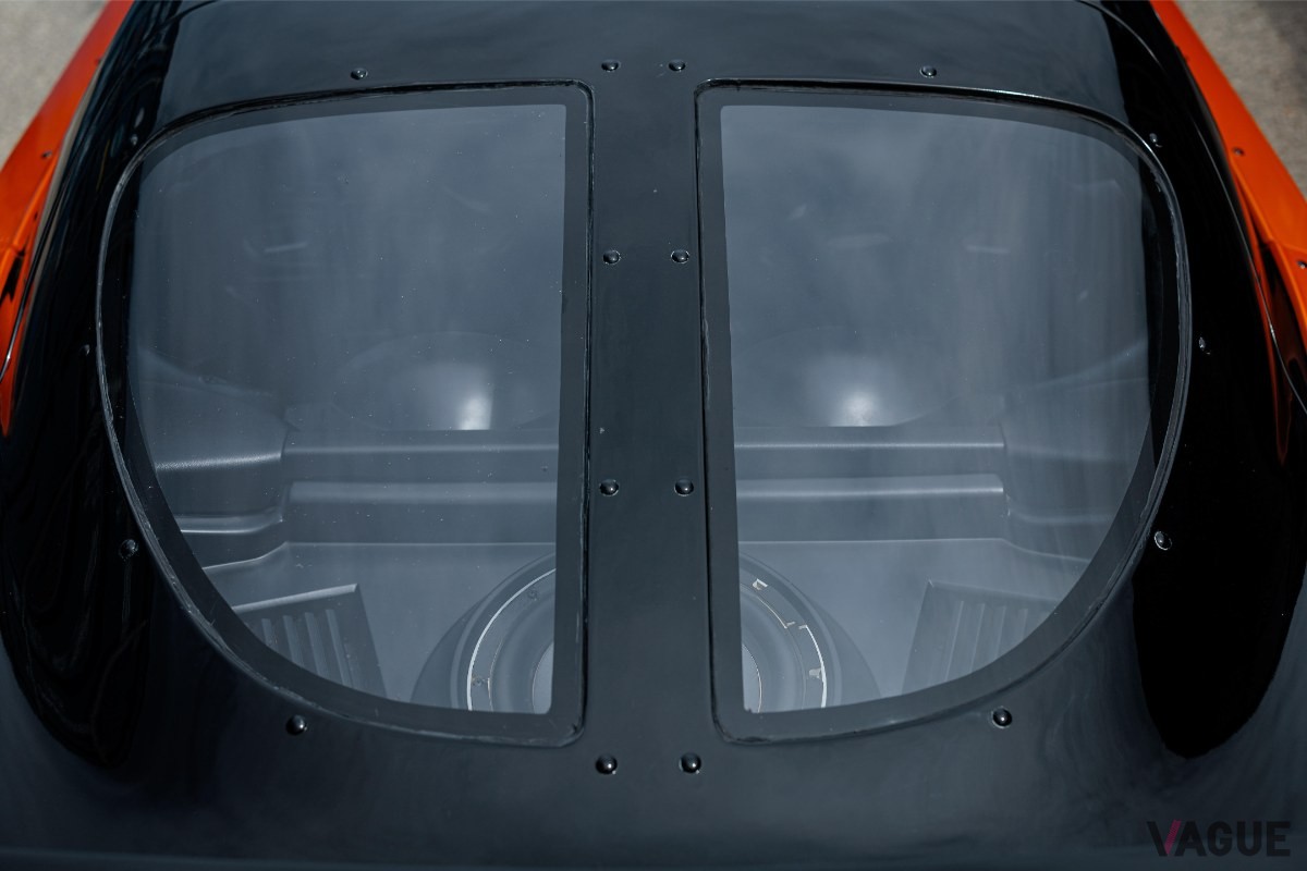 ヴェイルサイド製ボディキットを装着した1992年式マツダ「RX-7」