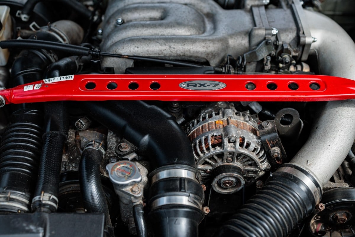 ヴェイルサイド製ボディキットを装着した1992年式マツダ「RX-7」