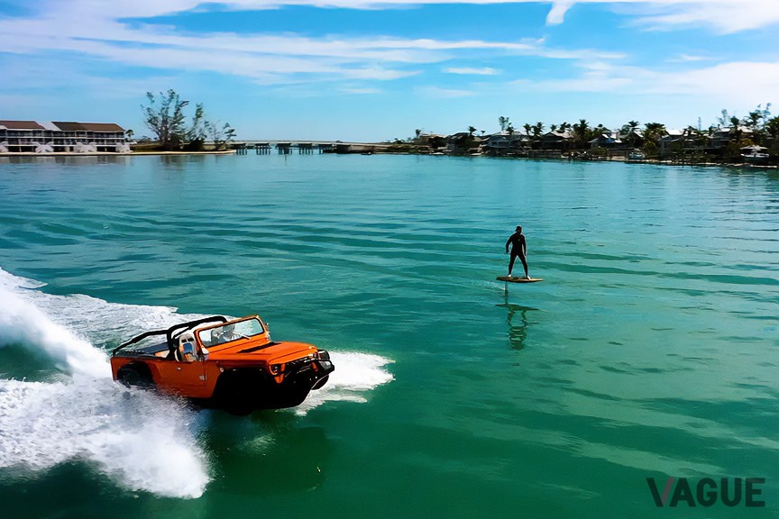 アメリカのH2Oアンフィビアス社が開発した水陸両用車「パンサーXL」