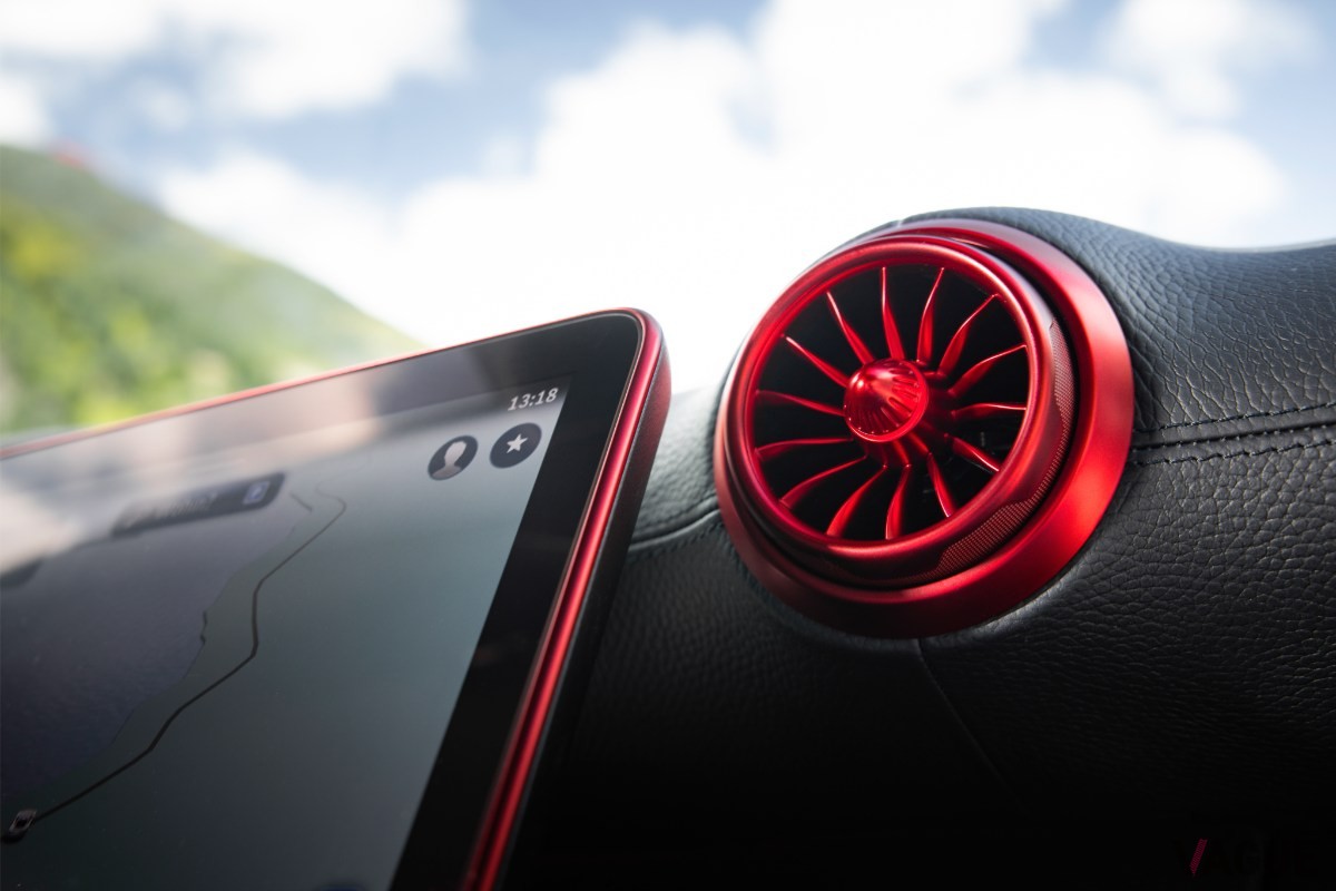 ブラバスの最新モデル「ブラバス1000」