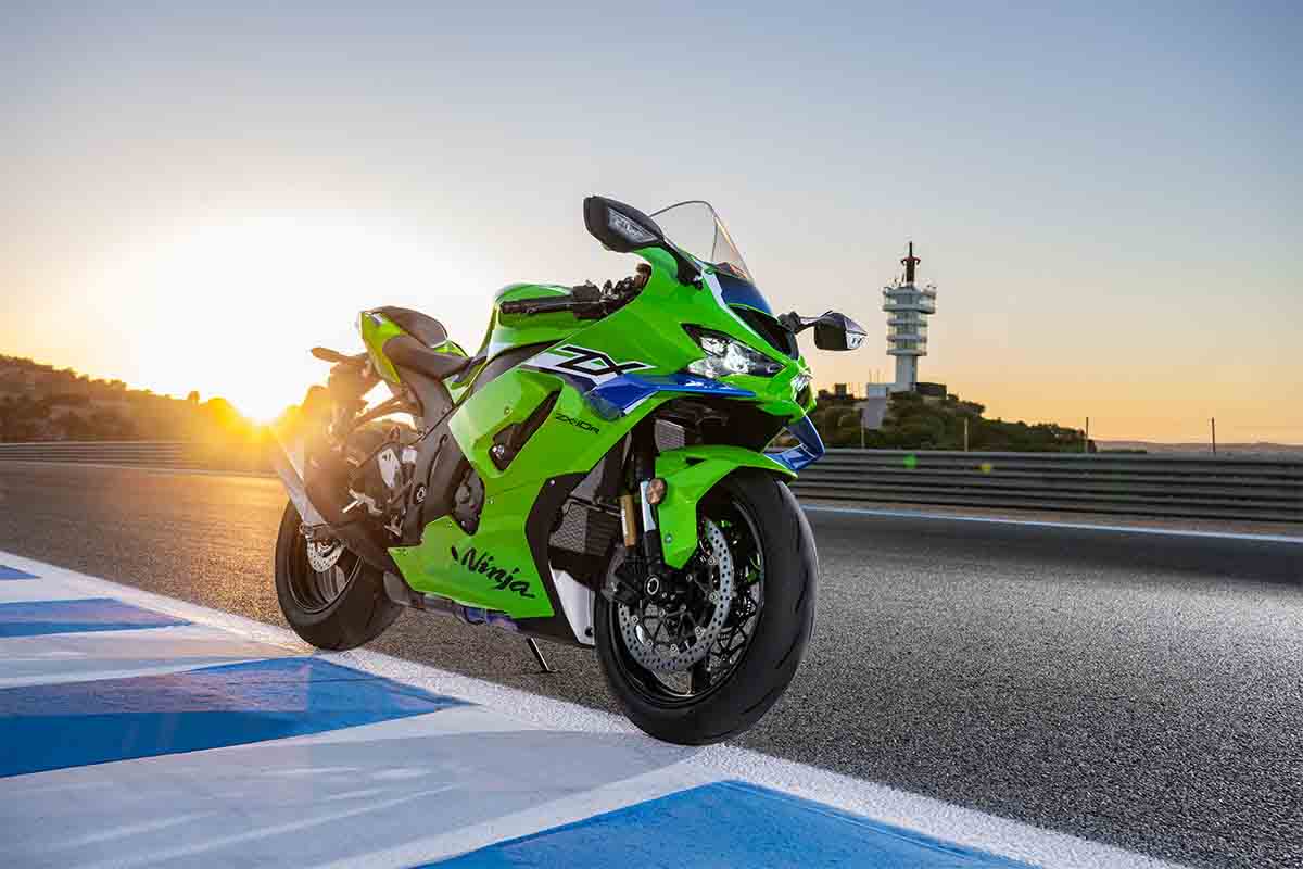 カワサキ「ニンジャ ZX-10R」