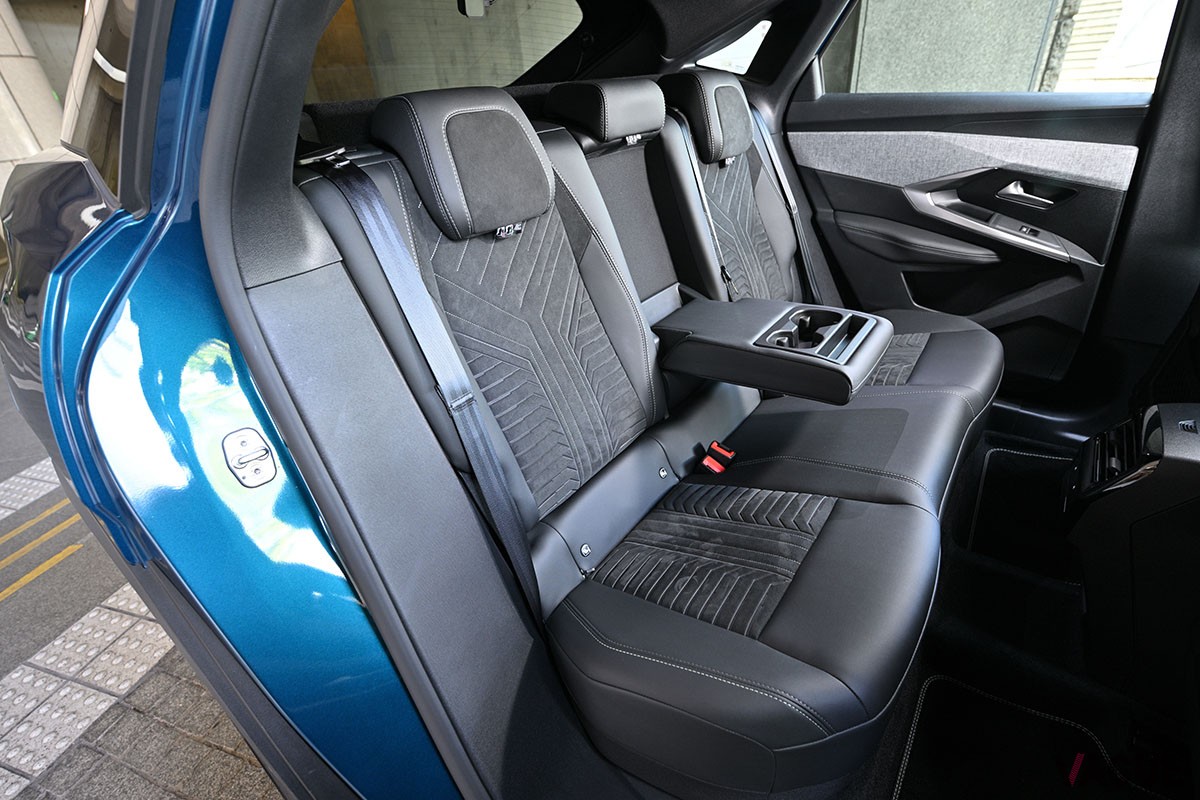 プジョー新型「3008」