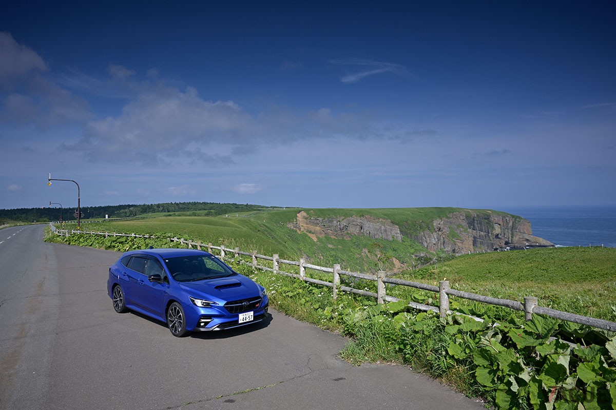 スバル「レヴォーグ STIスポーツ Rブラック リミテッド」