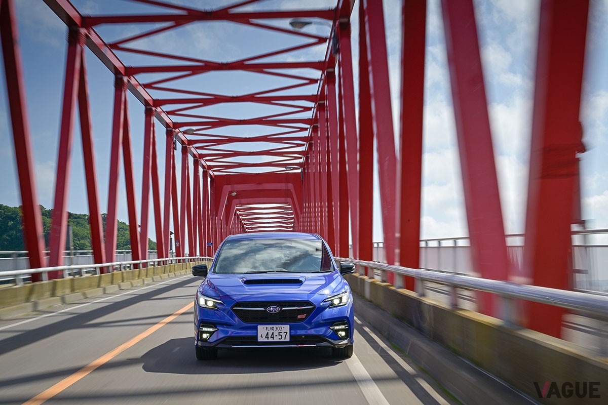 スバル「レヴォーグ STIスポーツ Rブラック リミテッド」