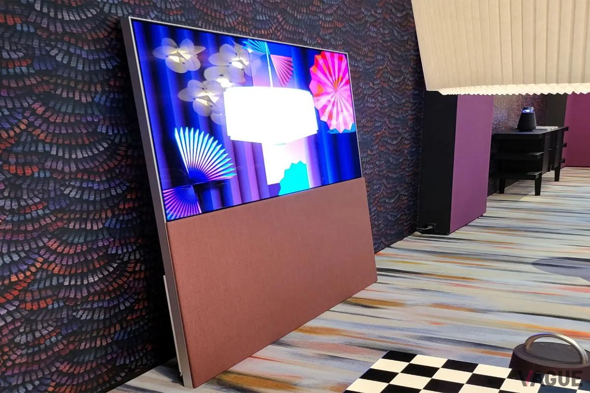 IFA 2022で「Easel」という名称で展示された有機ELテレビ「ART90」