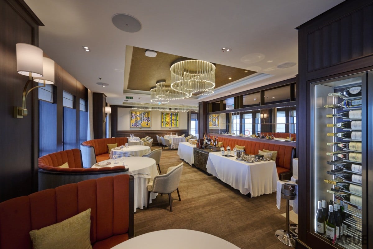 シグネチャーレストラン「ノブレス」（6デッキ）