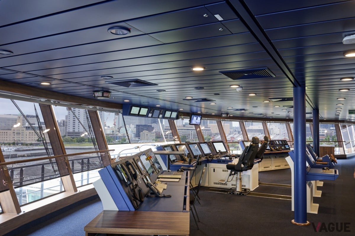 ブリッジ（操舵室）