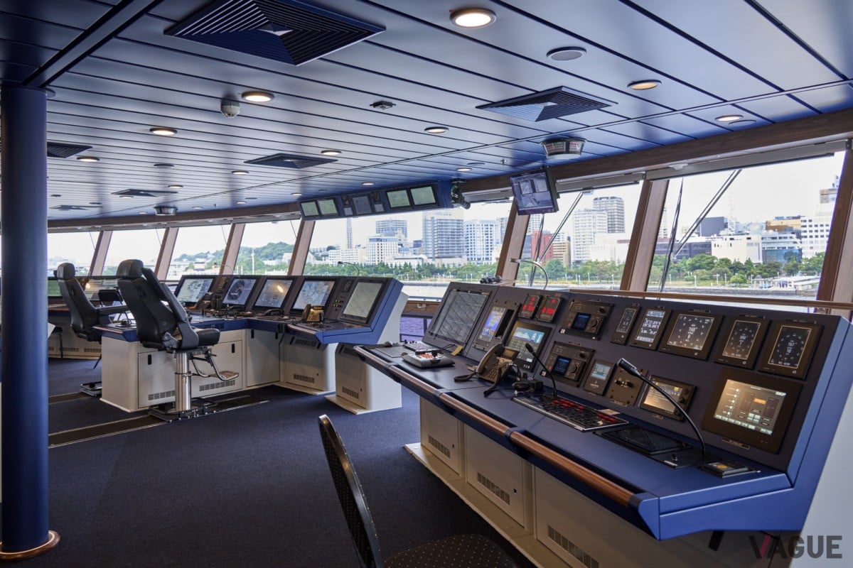 ブリッジ（操舵室）