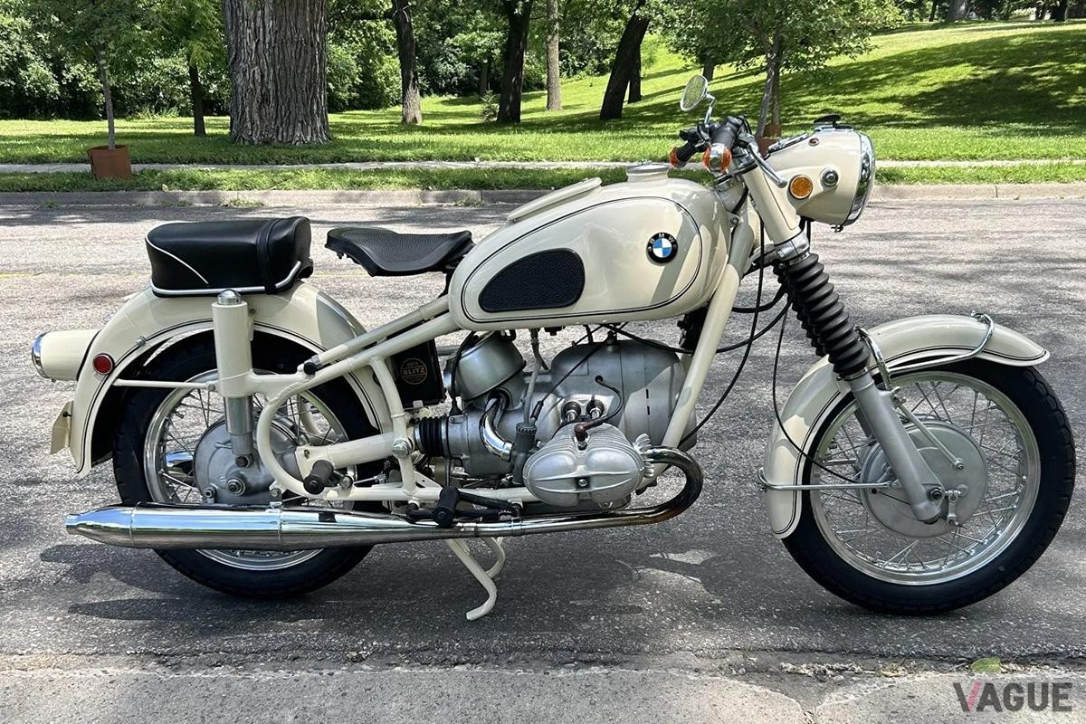 米国のオンラインオークションに出品されている1969年製BMW「R69US」