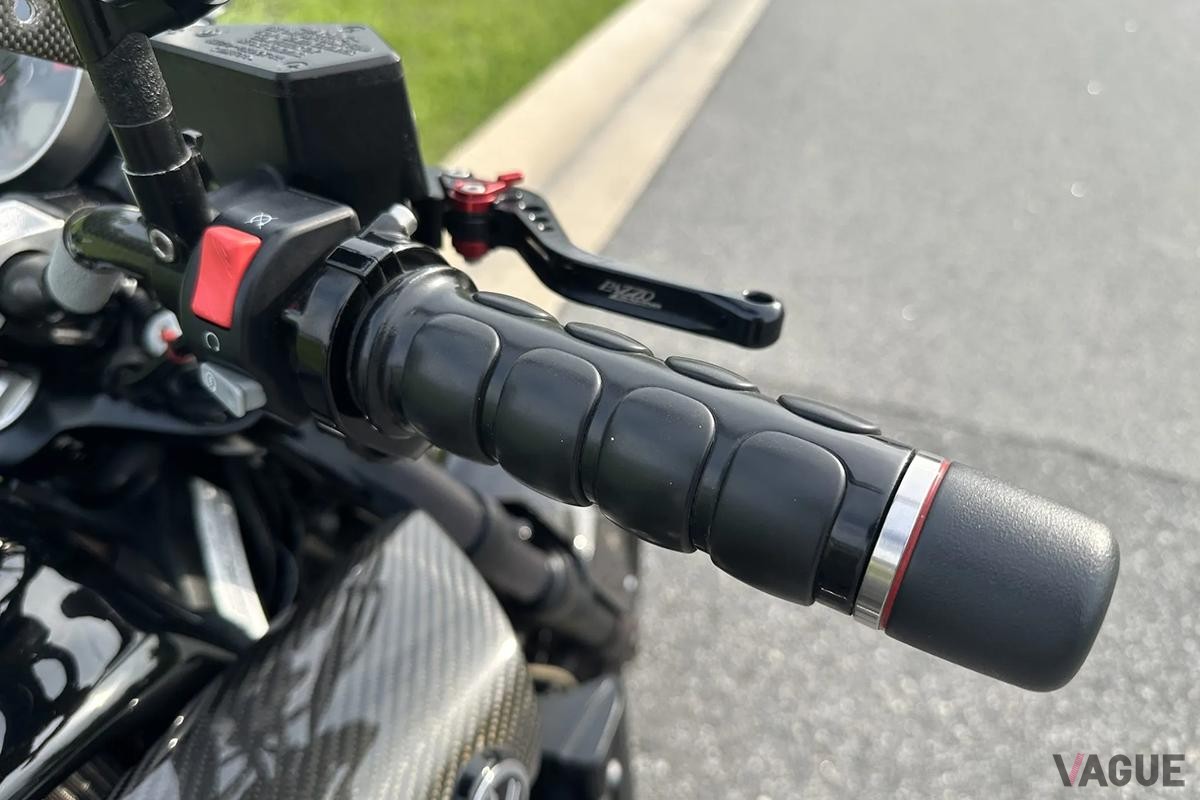 米国オークションに登場、落札された2009年式ヤマハ「VMAX」
