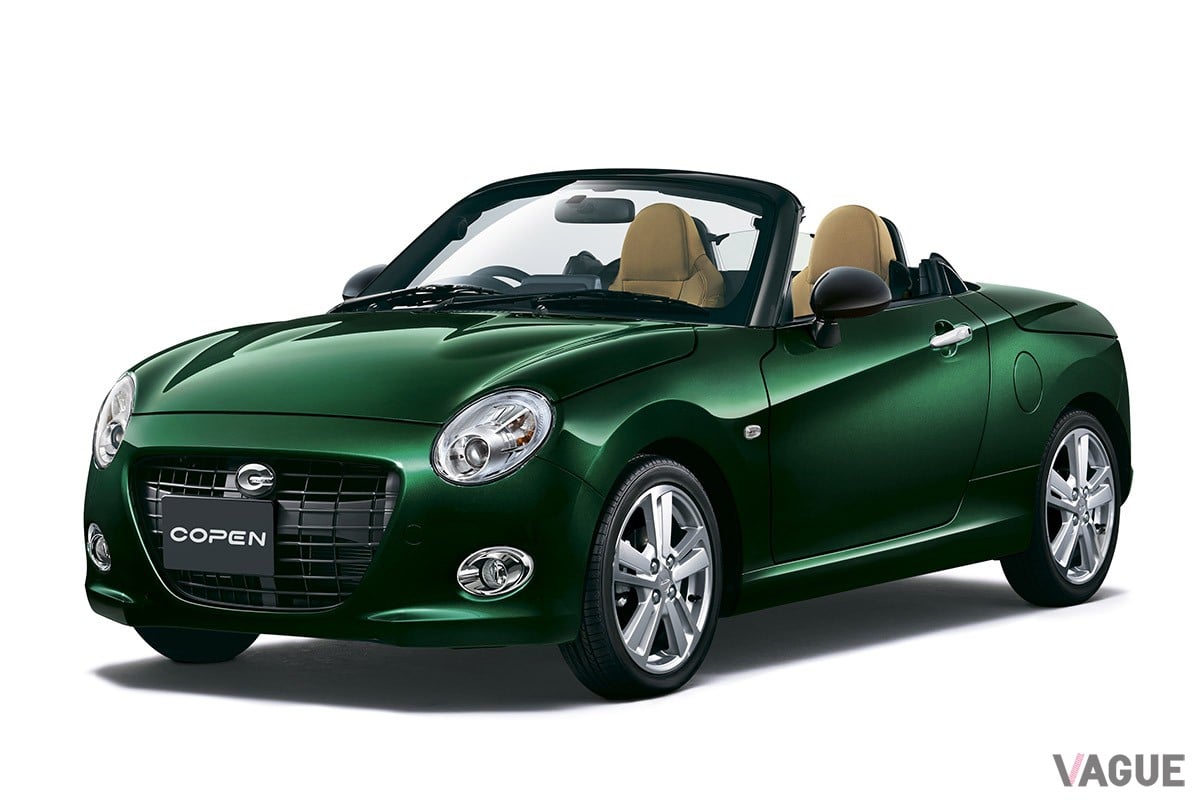 2014年に登場した現行型のダイハツ「コペン」は電動ルーフを備える軽オープンスポーツ