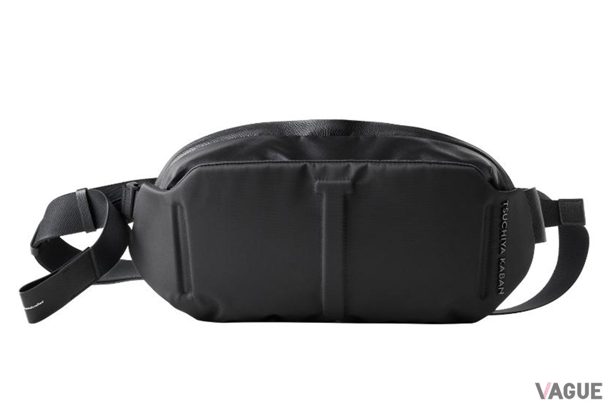 60周年モデル 60Solid Crossbody bag：9万9000円