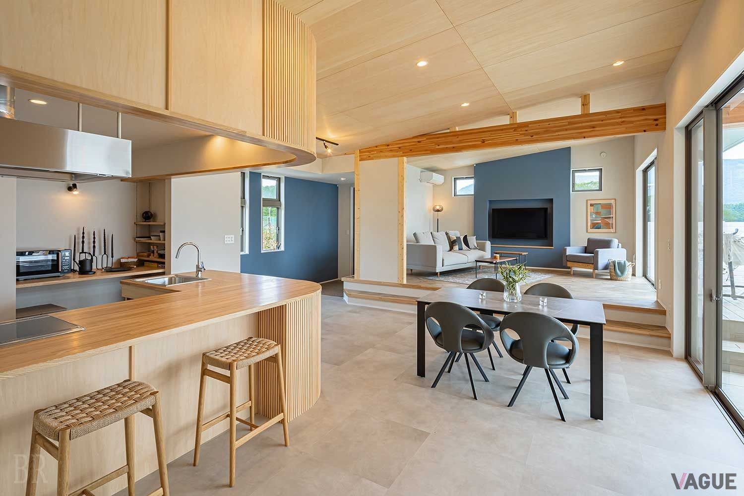 一面に広がる自然美と山中湖の湖面のような爽やかさをを融合