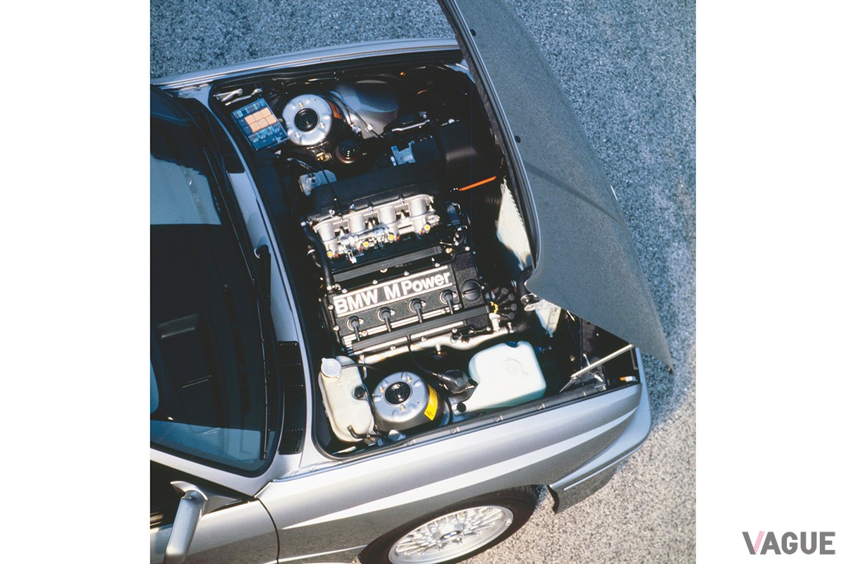 BMWの初代「M3」は2.3リッターの“S14”型直列４気筒DOHCエンジンを搭載