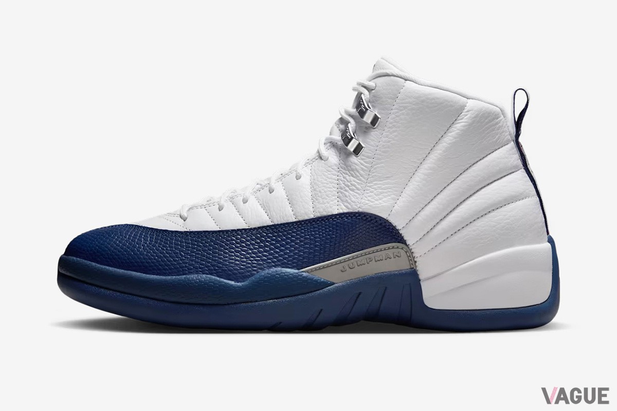 「エア ジョーダン 12」に新色“French Blue and White”が登場