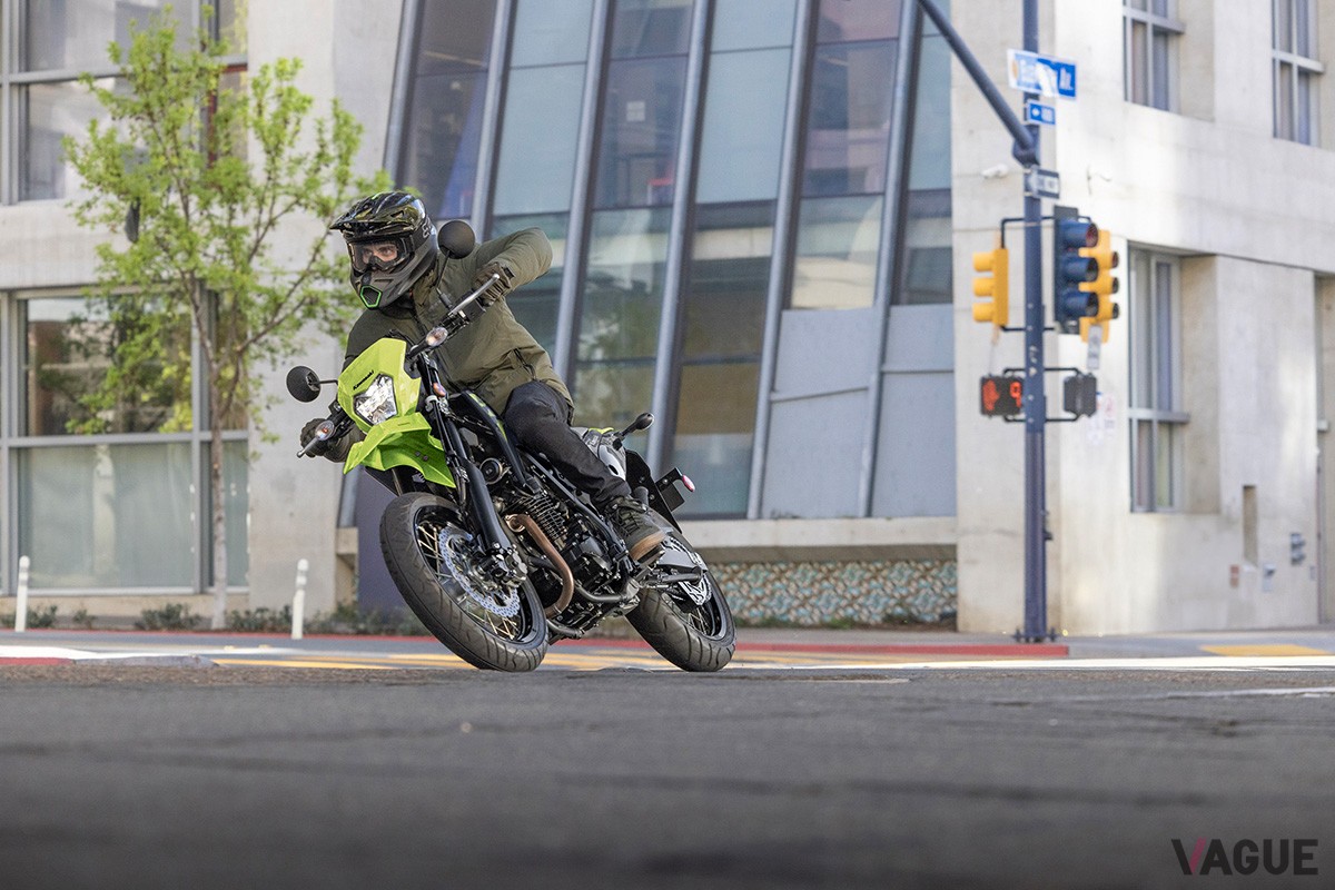 カワサキ「KLX230SM」