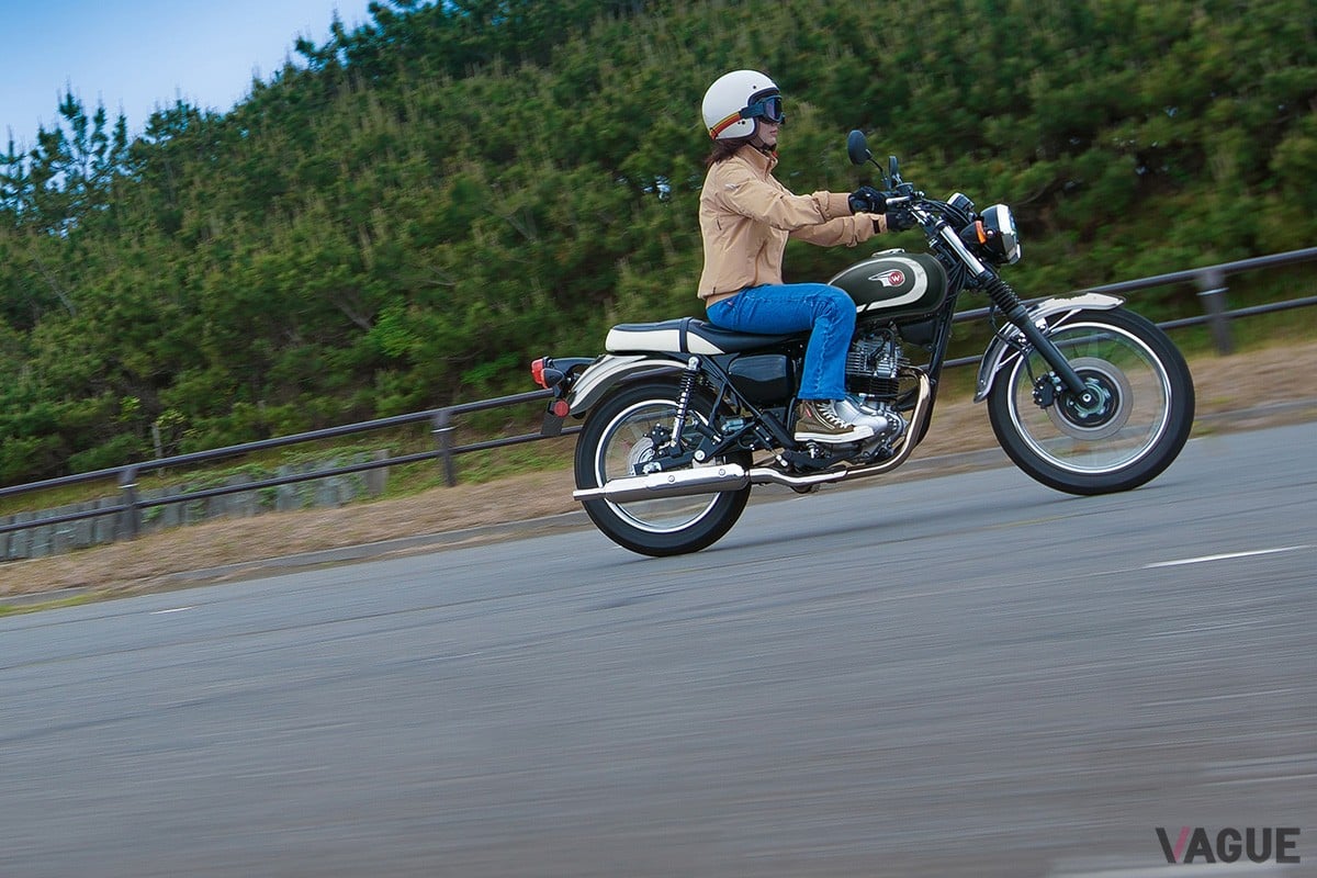 カワサキ「W230」