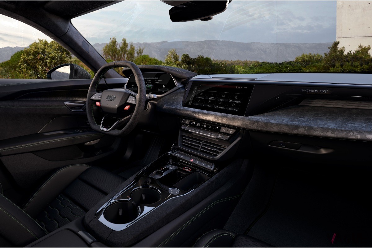 アウディ「RS e-tron GTパフォーマンス」