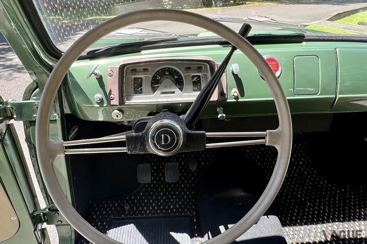 210型のダットサン「1000」