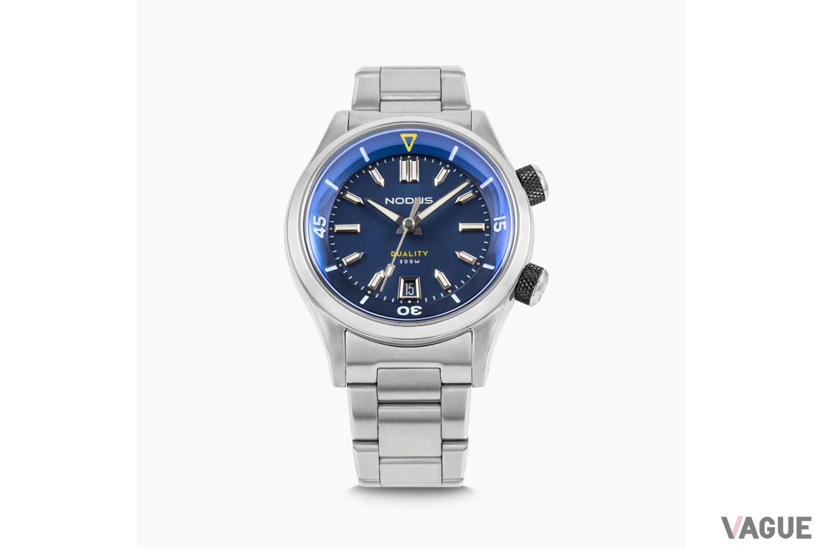 ベゼルタイプは12時間／60分表記の2種類がラインナップ（60分表記・Duality II Drift Blue 60minute）