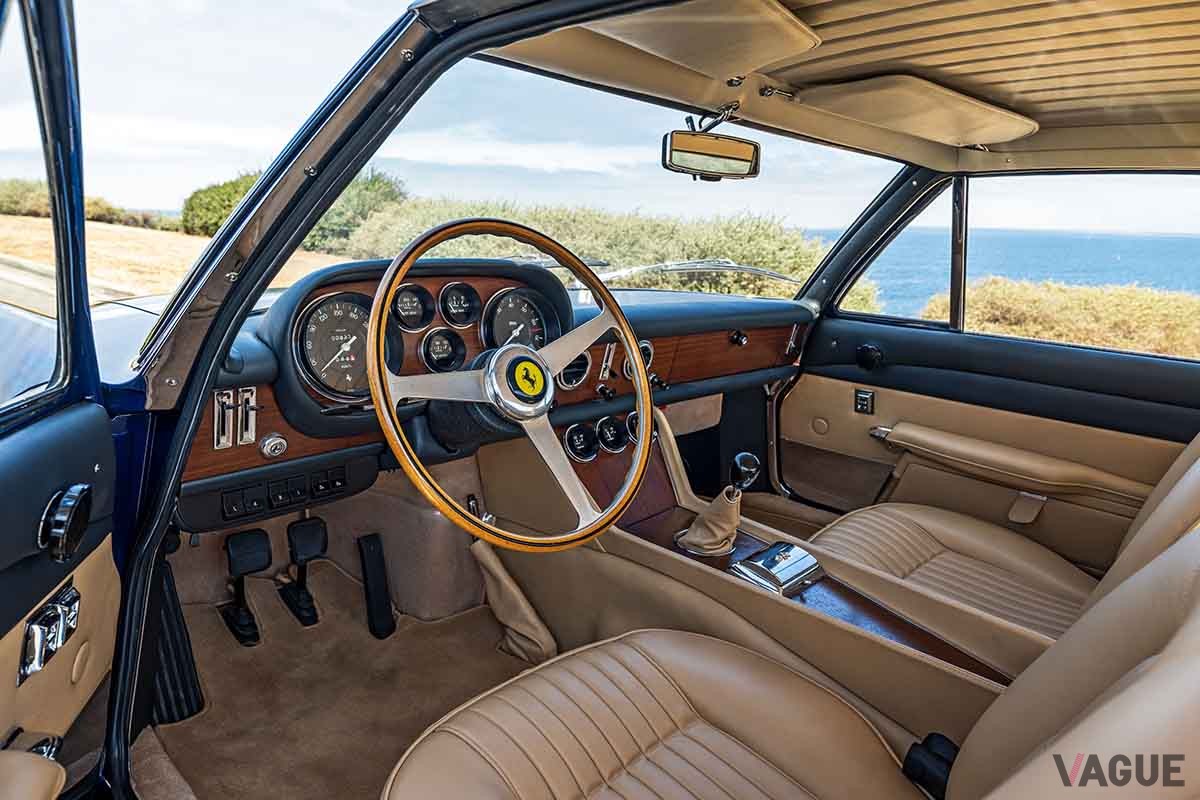 オークションに登場、日本円で約2億1237万円で落札された1965年式フェラーリ「500スーパーフェスト シリーズI」(c)2025 Courtesy of RM Sotheby's
