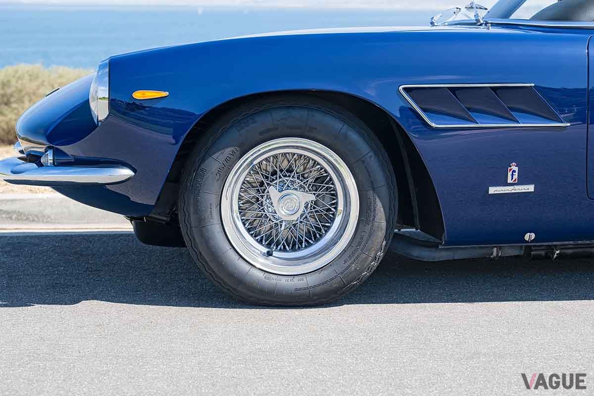 オークションに登場、日本円で約2億1237万円で落札された1965年式フェラーリ「500スーパーフェスト シリーズI」(c)2025 Courtesy of RM Sotheby's