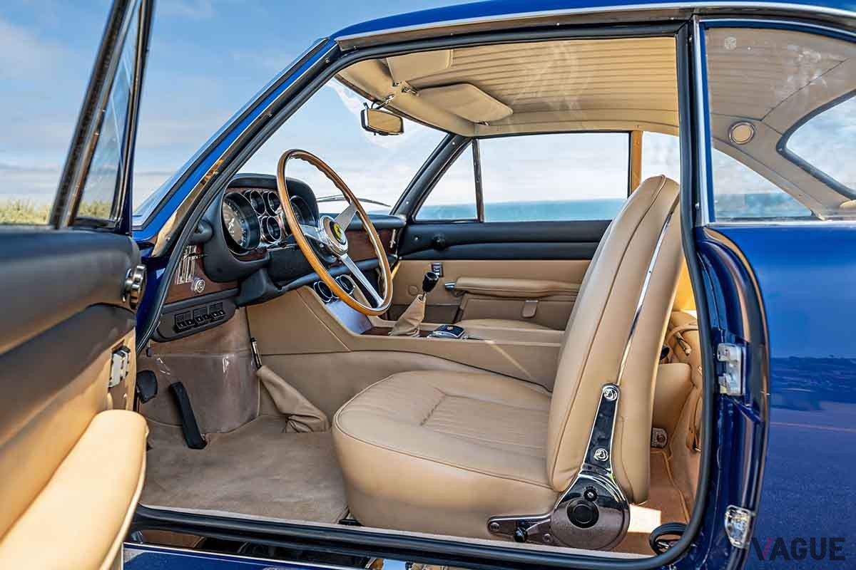 オークションに登場、日本円で約2億1237万円で落札された1965年式フェラーリ「500スーパーフェスト シリーズI」(c)2025 Courtesy of RM Sotheby's