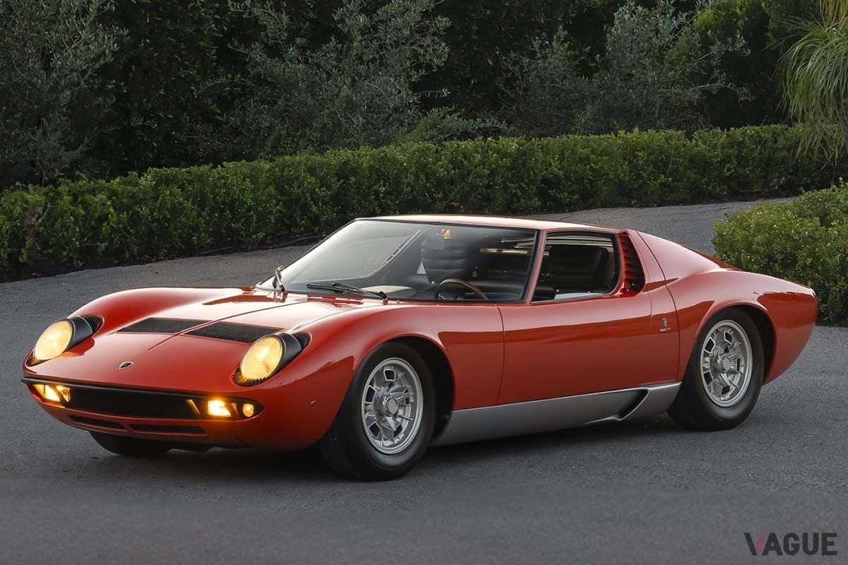オークションに出品された1967年式ランボルギーニ「ミウラP400」Robin Adams（c）2025 Courtesy of RM Sotheby's