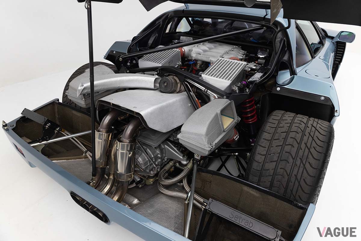 オークションに出品された1992年式フェラーリ「F40」Ashley Lauzurica(c)2025 Courtesy of RM Sotheby's