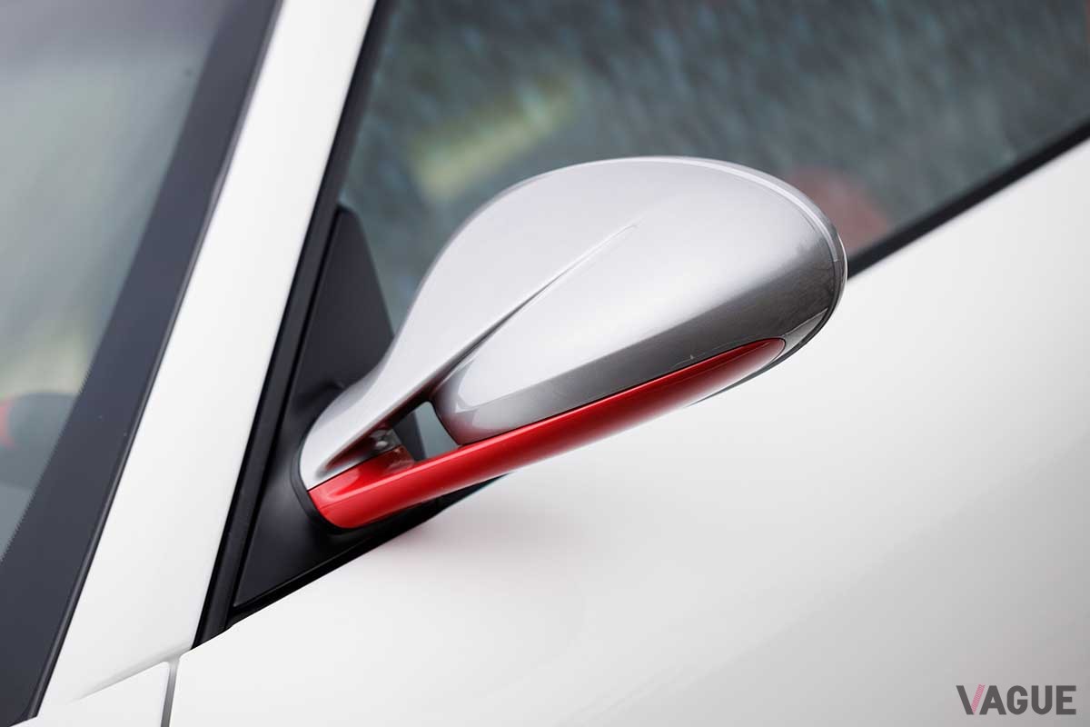 オークションに登場、107万7500USドル（約1億5840万円）で落札された2011年式ポルシェ「911GT3 RS4.0」Drew Shipley(c)2025 Courtesy of RM Sotheby's