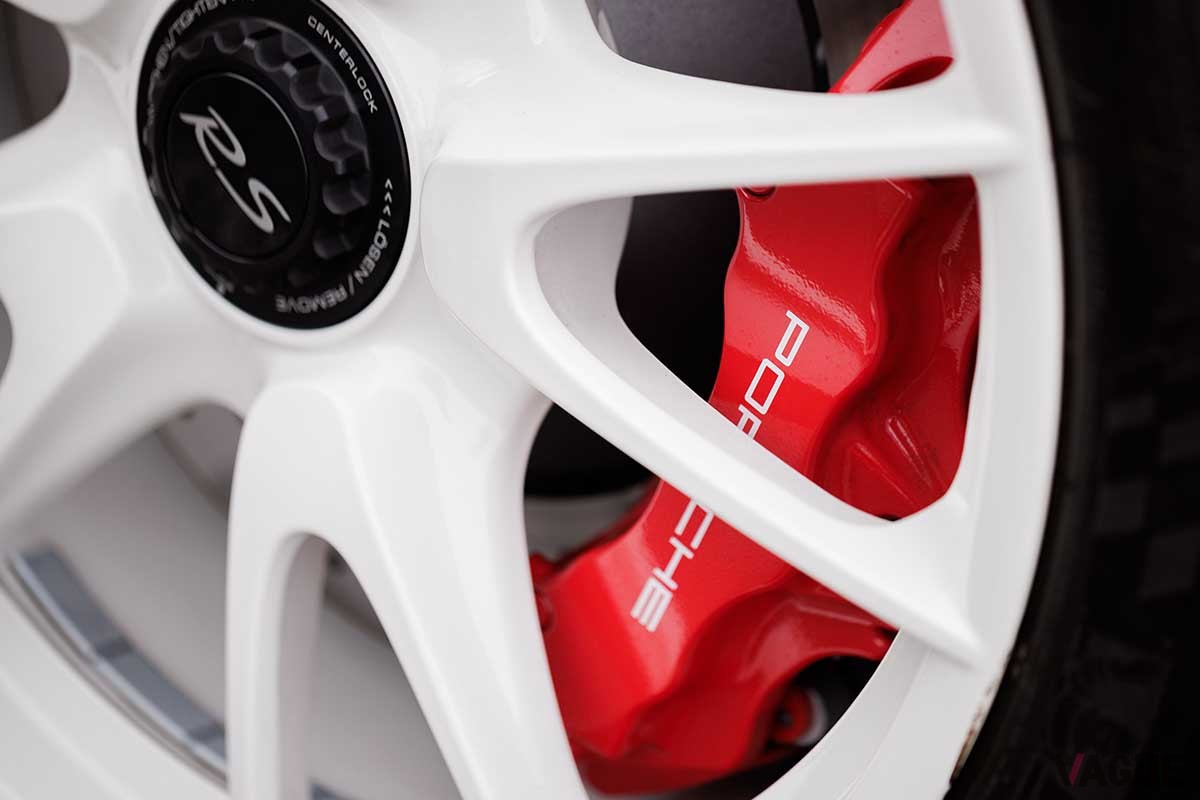 オークションに登場、107万7500USドル（約1億5840万円）で落札された2011年式ポルシェ「911GT3 RS4.0」Drew Shipley(c)2025 Courtesy of RM Sotheby's