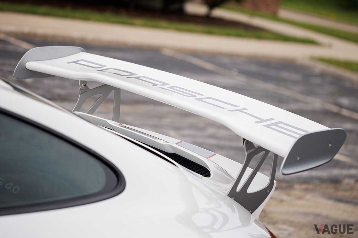 オークションに登場、107万7500USドル（約1億5840万円）で落札された2011年式ポルシェ「911GT3 RS4.0」Drew Shipley(c)2025 Courtesy of RM Sotheby's